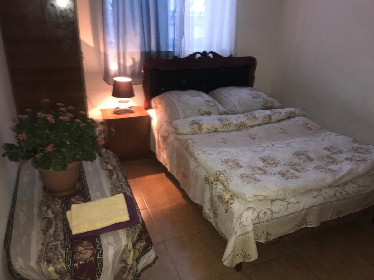 Light Guest House Ghiumri Exterior foto